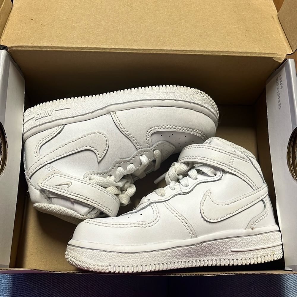 Nike toddler shoes